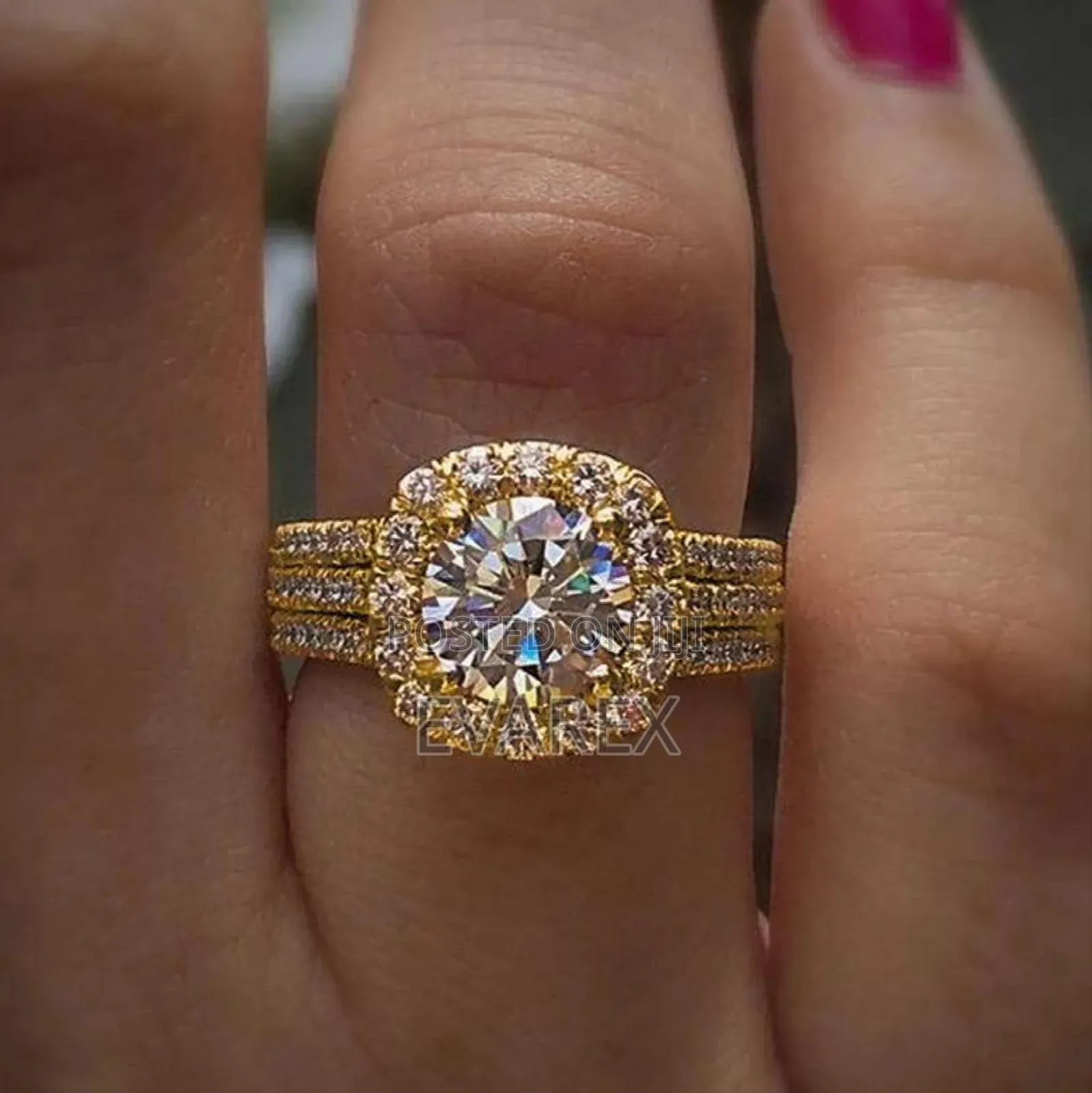 High Class Engagement Ring Non Tarnish