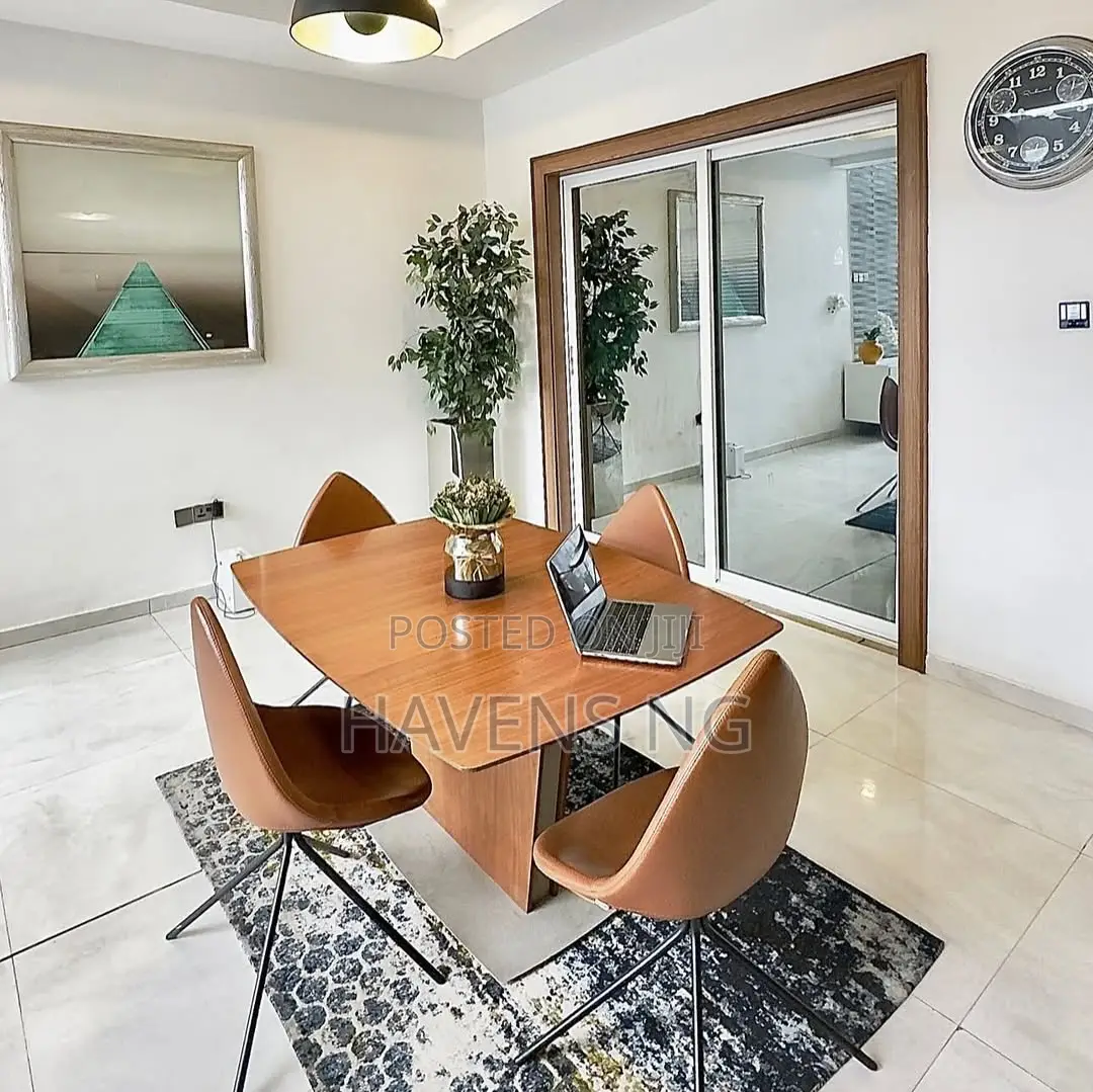 Magnificent 4-Bedroom Duplex With Pool Scenic Views