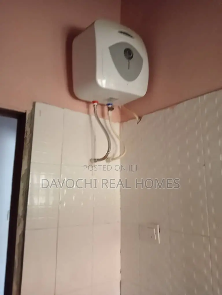 3bdrm Bungalow in Awoyaya, Ado / Ajah for rent