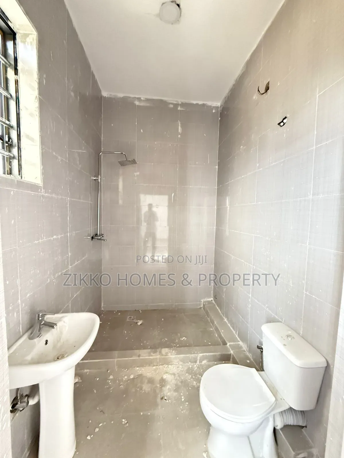2bdrm Apartment in Ologolo, Lekki for sale