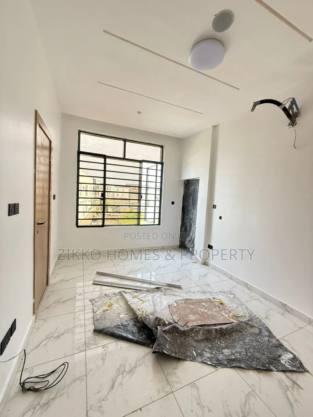 2bdrm Apartment in Ologolo Lekki for sale