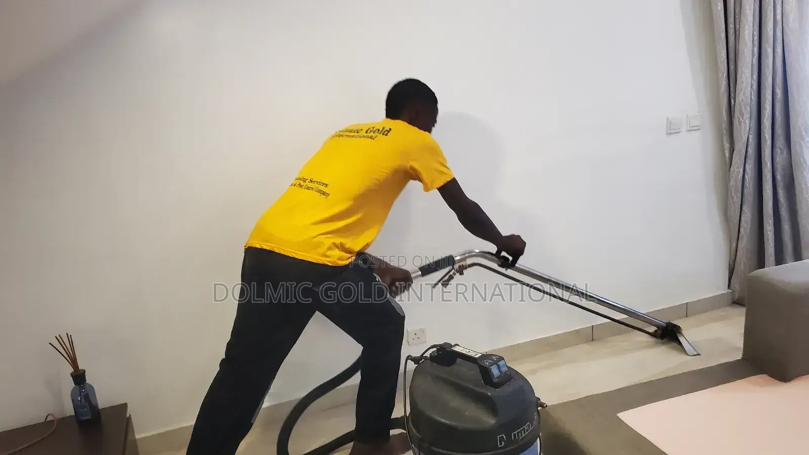 Carpet And Upholstery Cleaners