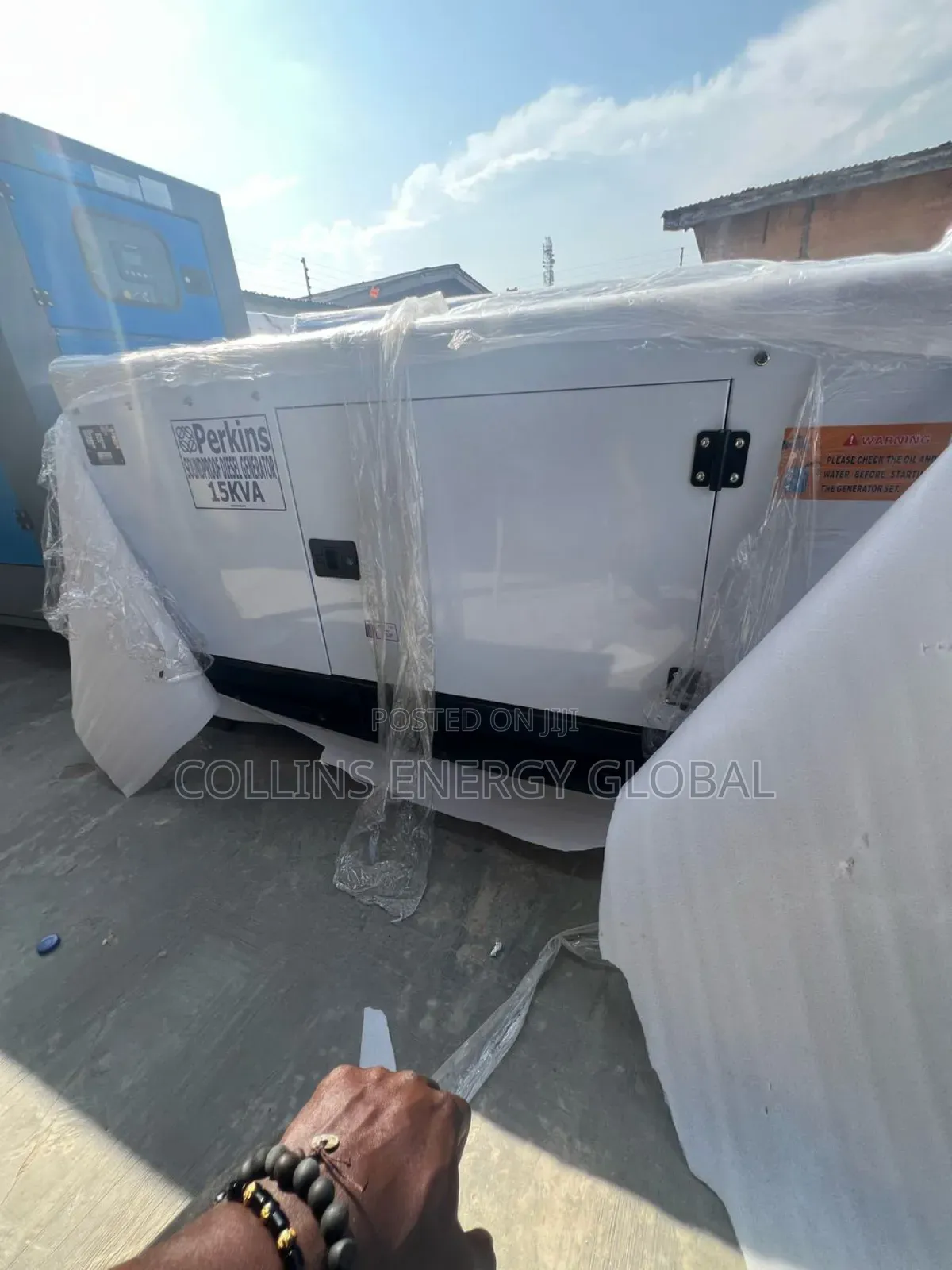 15 Kva Uk Perkins Soundproof Copper Coil Generator