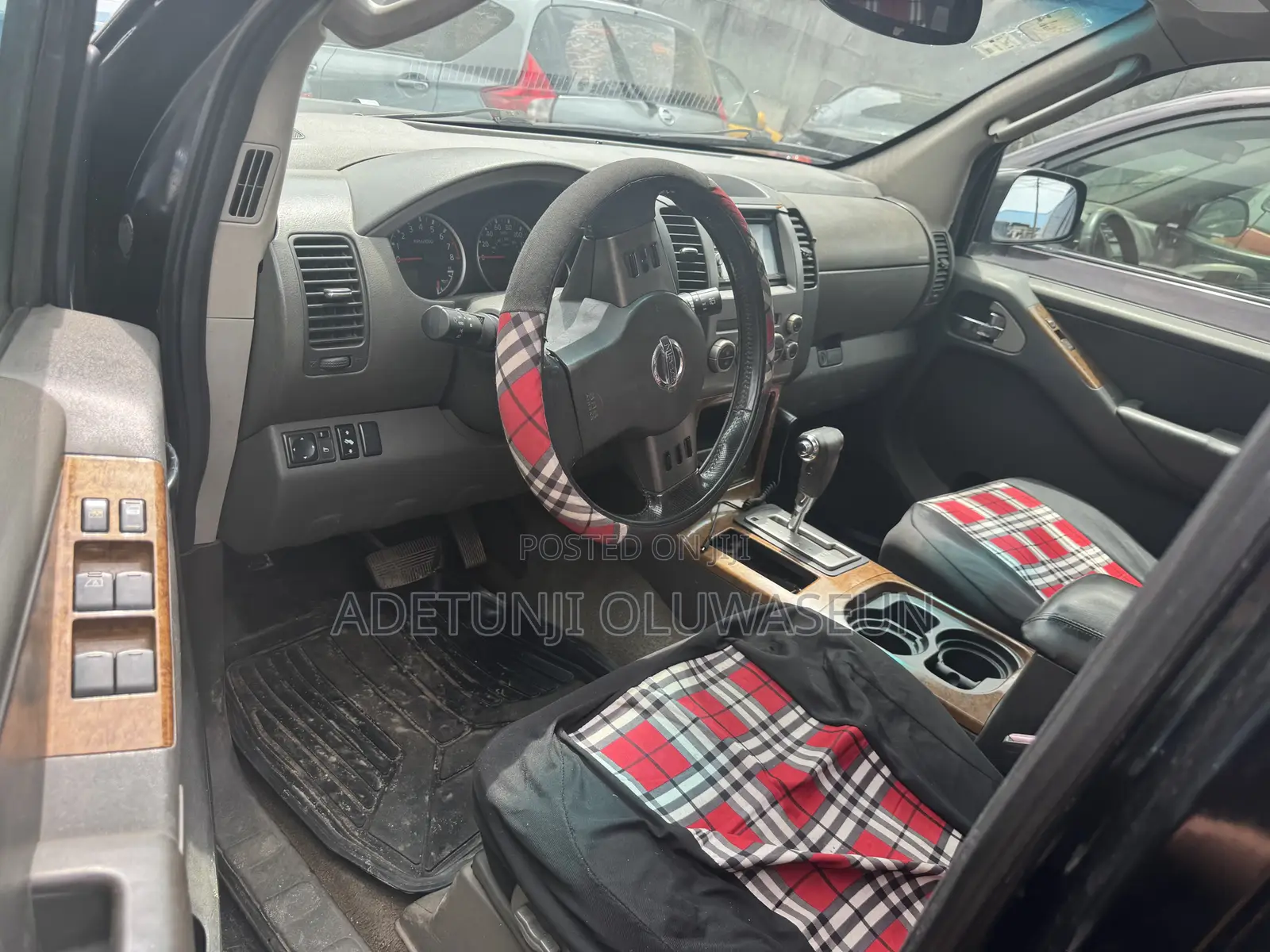 Nissan Pathfinder LE 4x4 2006 Black