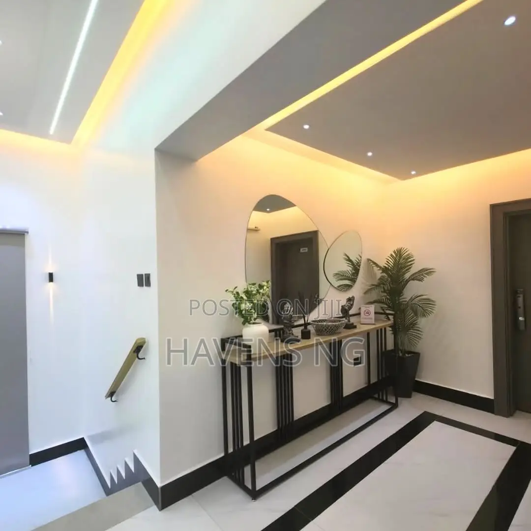 Luxurious Smart 1-Bedroom Apartment for Short Stays