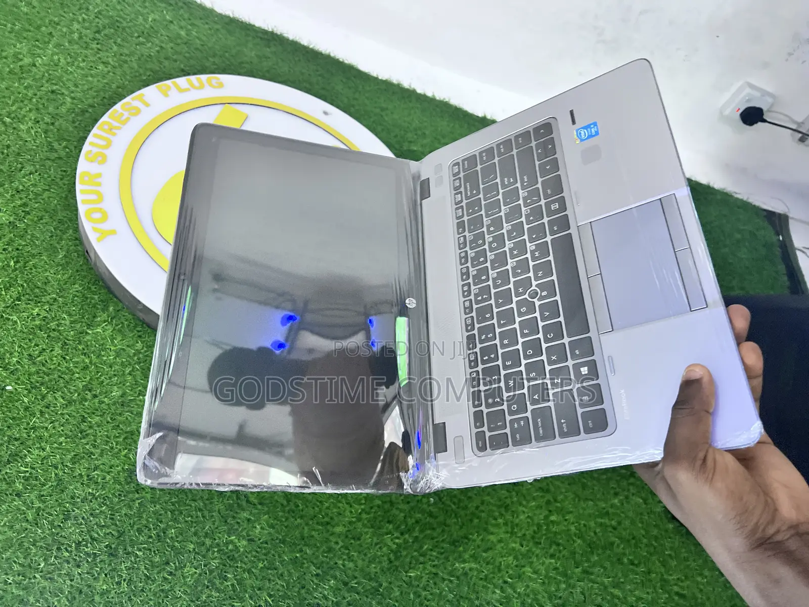 New Laptop HP EliteBook 840 G2 8GB Intel Core i5 HDD+SSD 500GB
