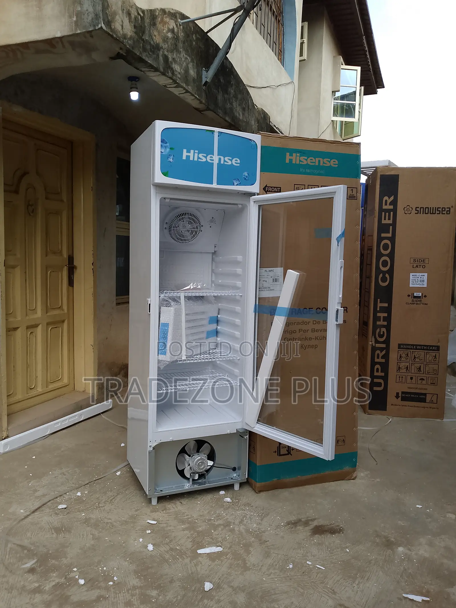 Hisense Storefront Display Chiller 222l