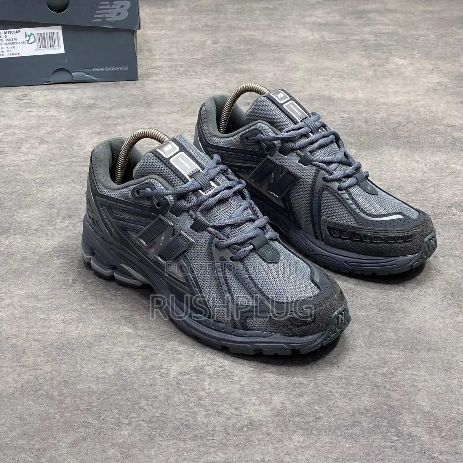 New Balance 1906r Grey Metallic Black Sneakers
