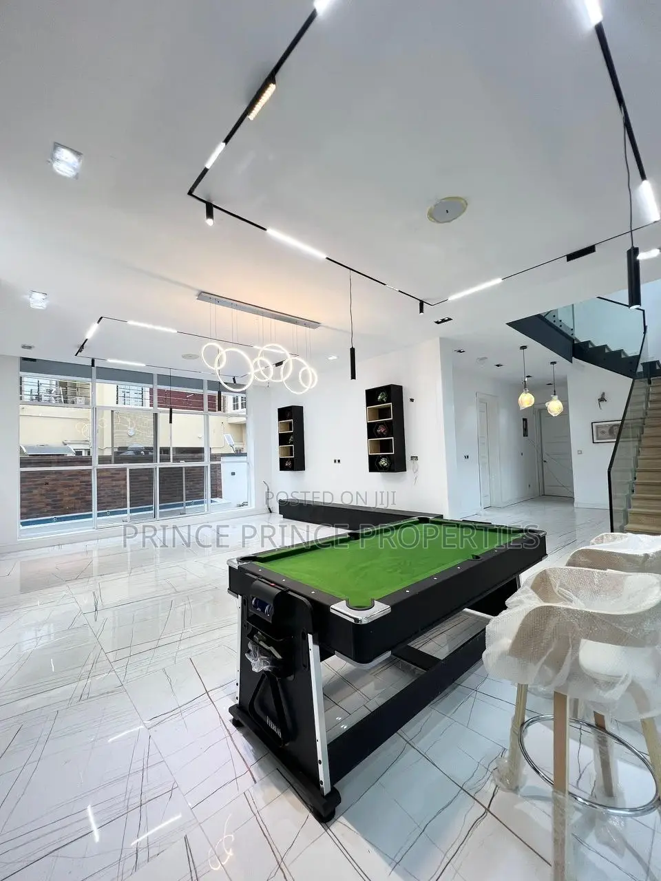 Furnished 5bdrm Duplex in Lekki for sale