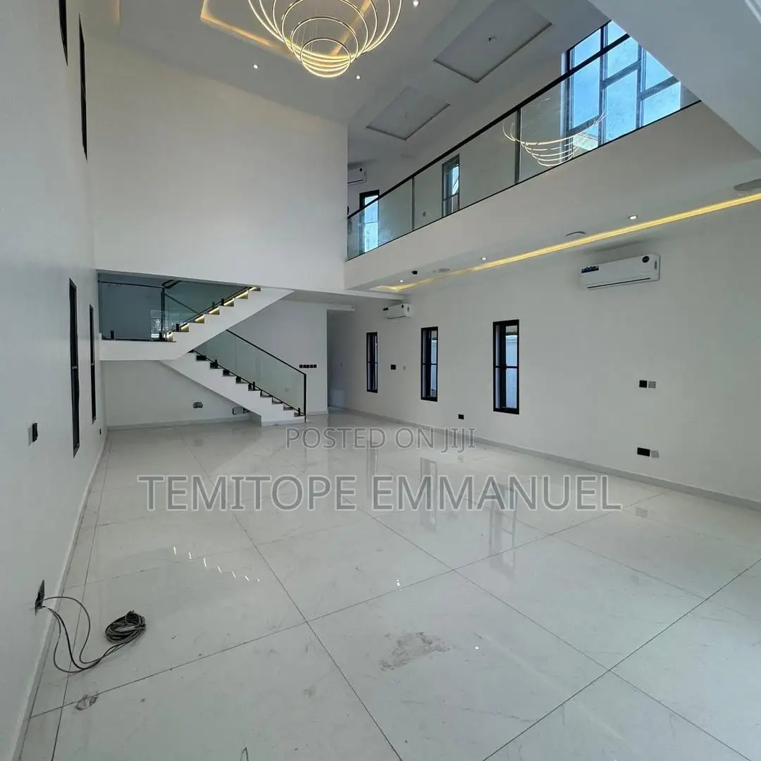 Furnished 4bdrm Duplex in Phase 1 for sale
