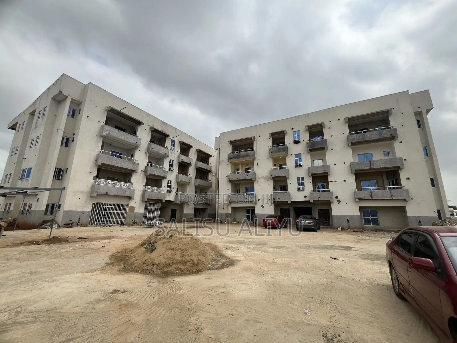 3bdrm Block of Flats in Life Camp for sale