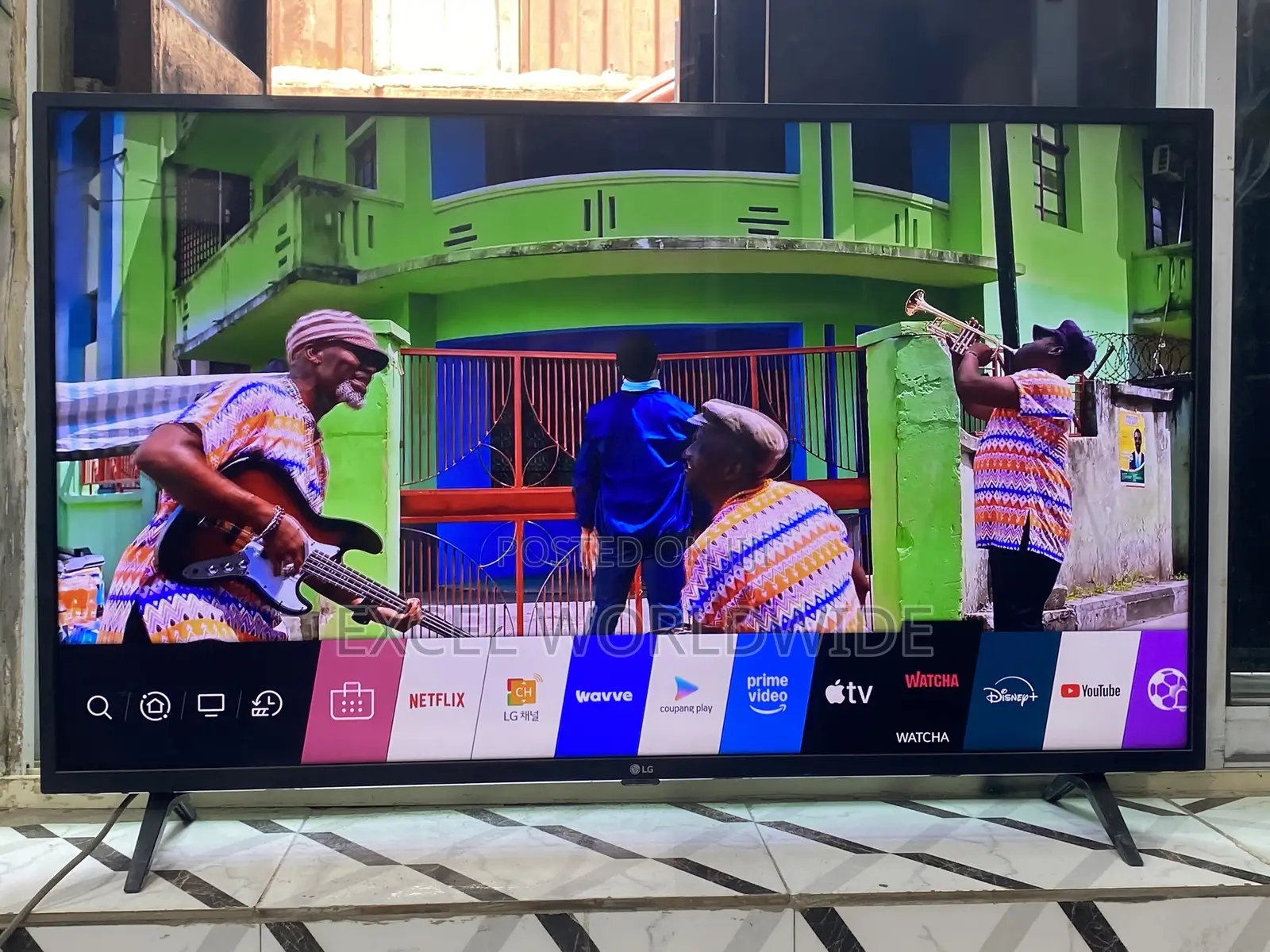 LG 43 Inches Super Uhd Smart TV With Smart Share