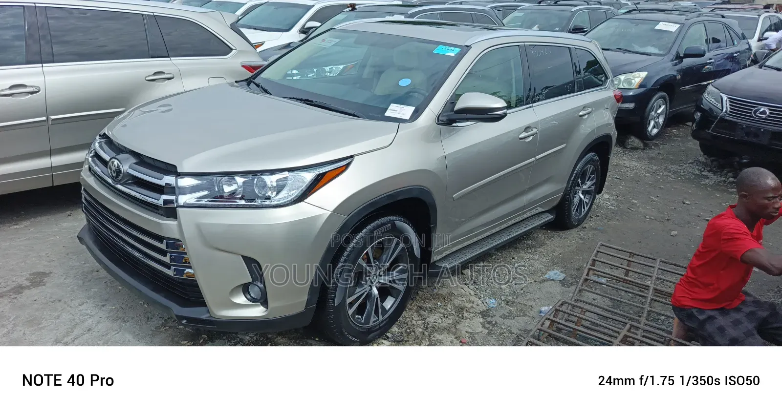 Toyota Highlander 2016 Gold