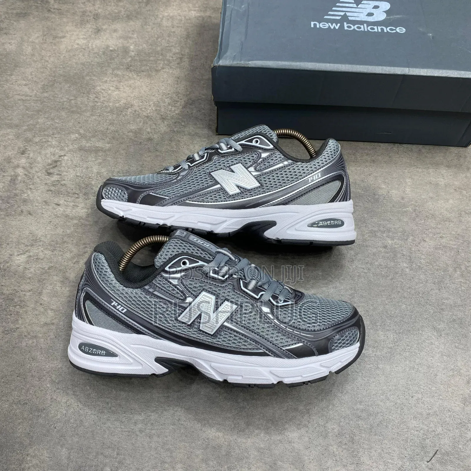 New Balance 740 Dark Grey Silver Sneakers