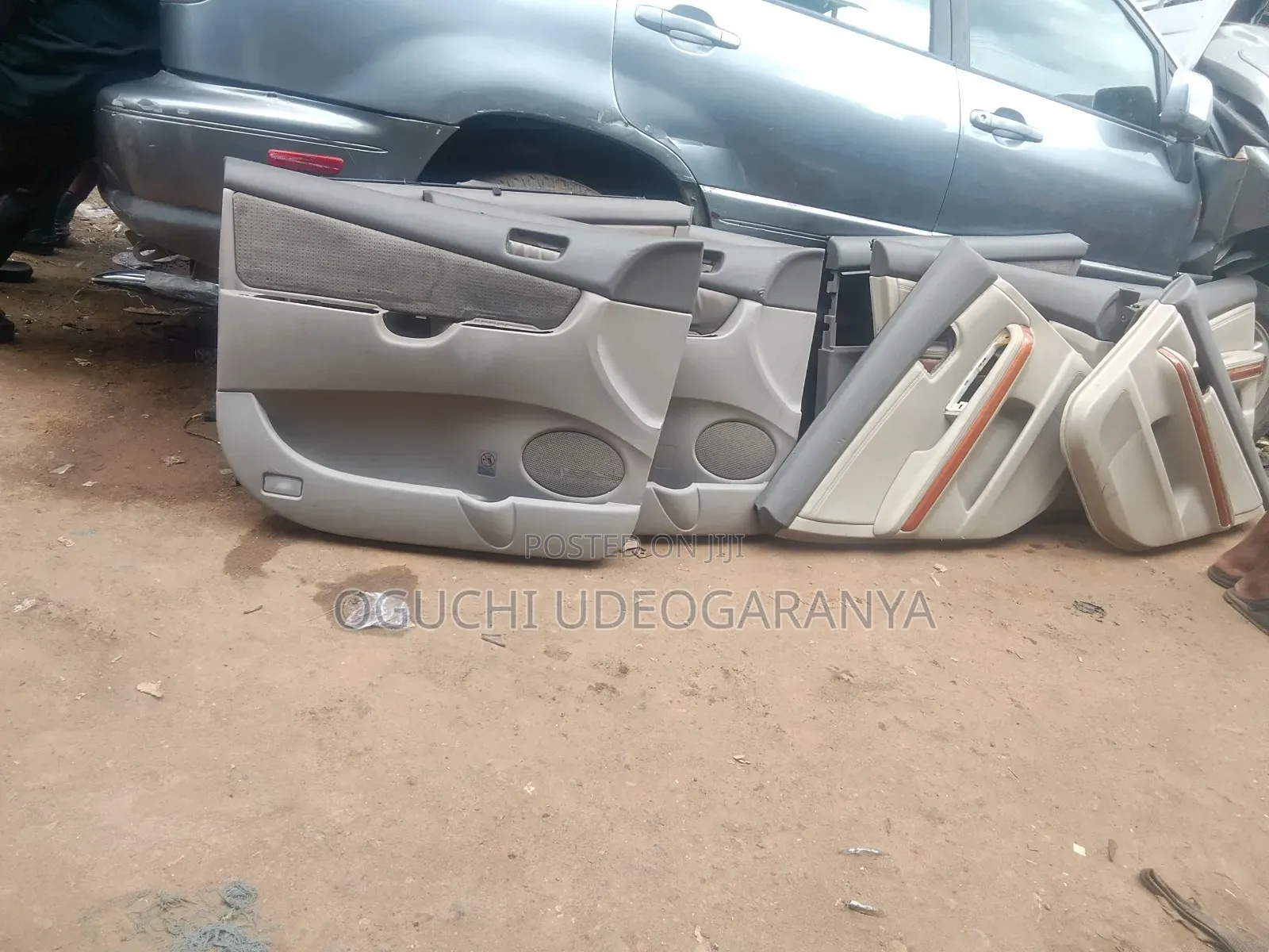 Door Mat for Toyota Sienna 2005