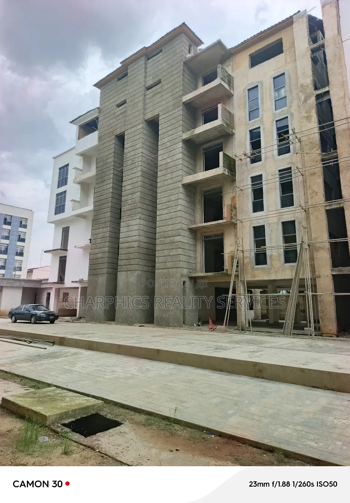 3bdrm Apartment in Ikeja GRA for rent