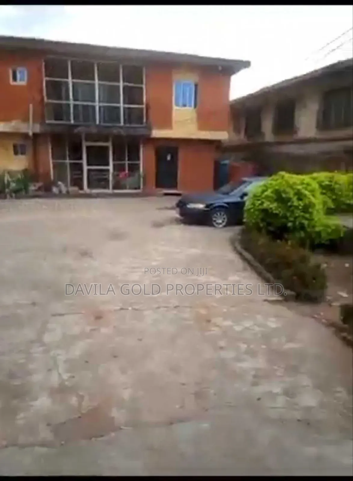 16bdrm Block of Flats in Benin City for sale