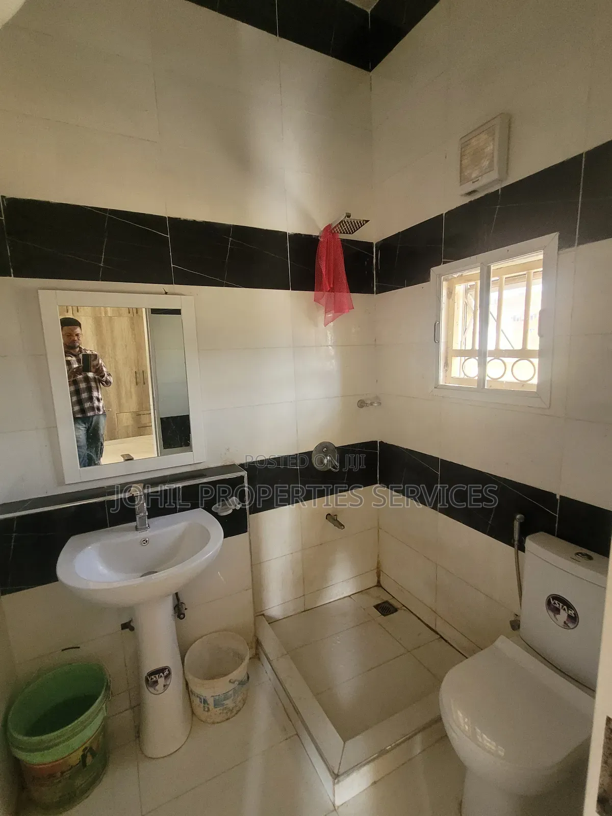 3bdrm Block of Flats in Naf Valley Estate, Asokoro for rent