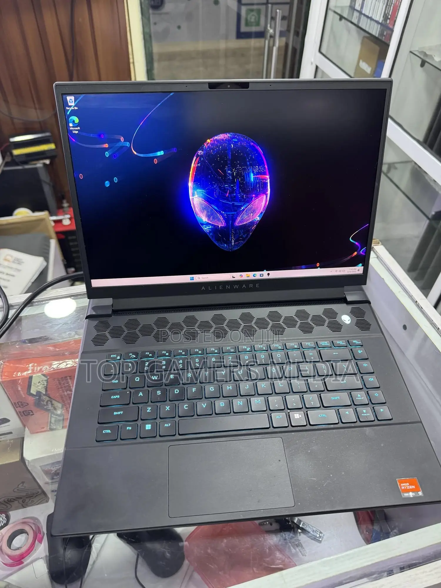 Laptop Dell Alienware M16 R1 32GB AMD Ryzen 9 SSD 1T