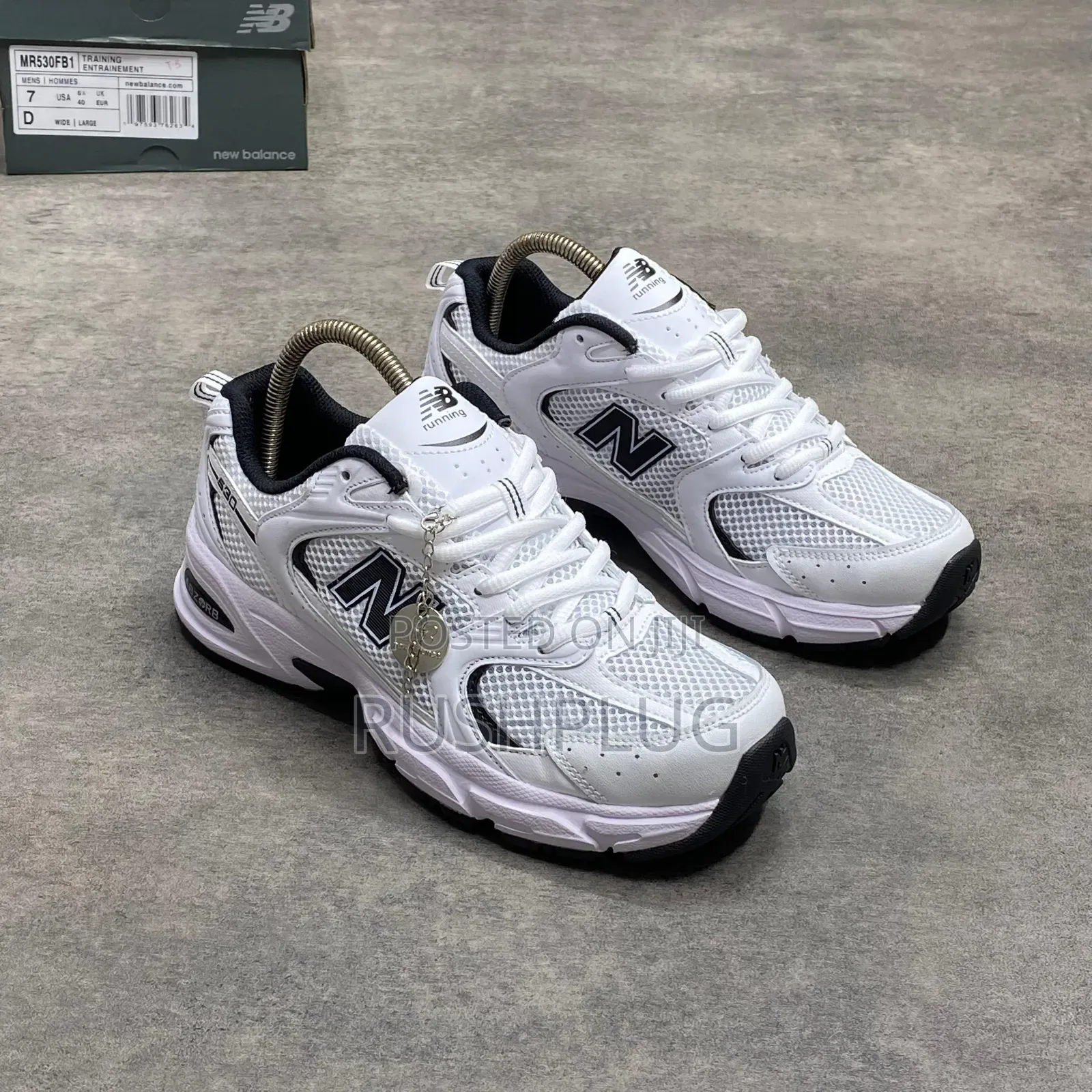 New Balance 530 White Black Sneakers