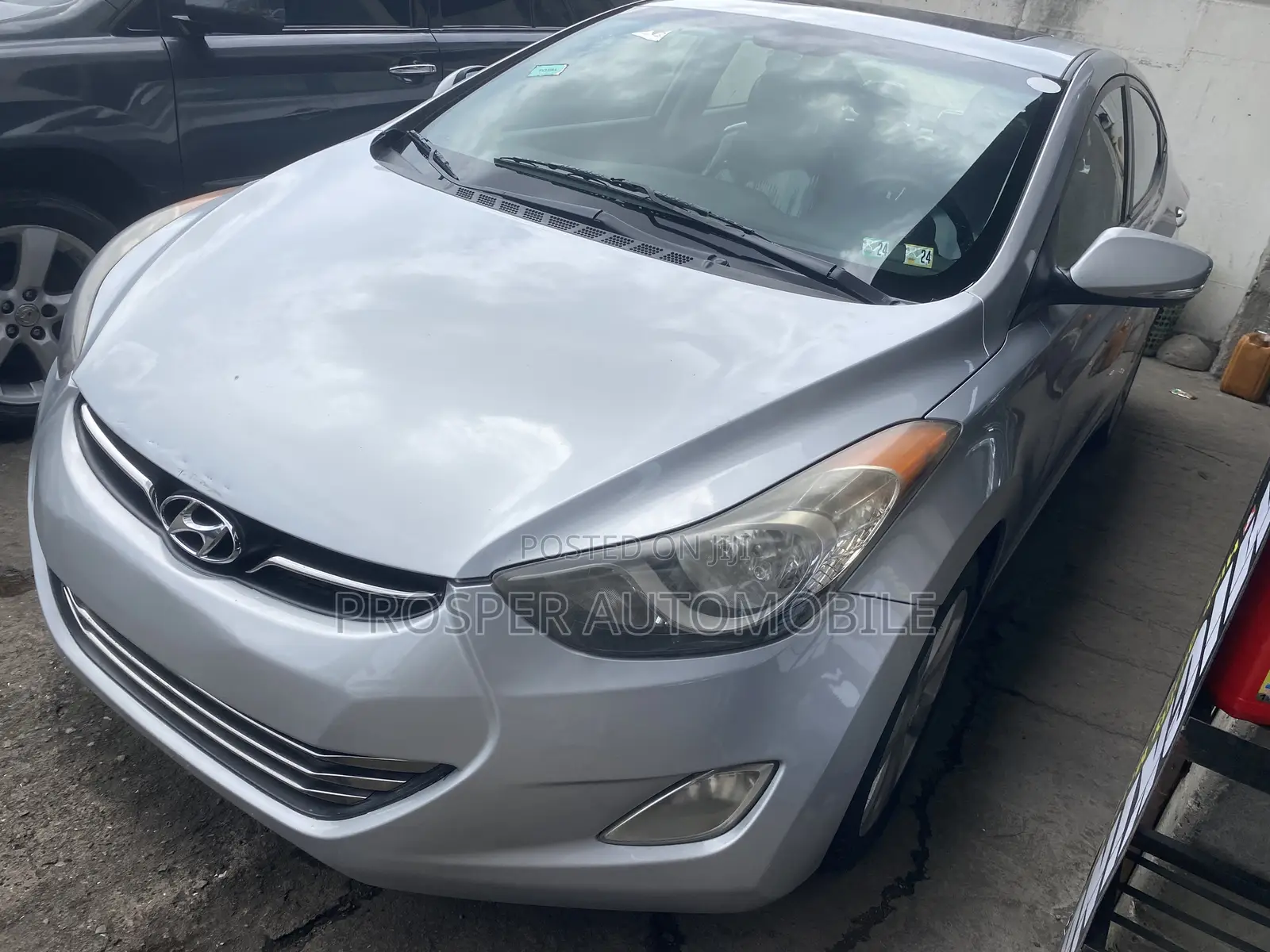 Hyundai Elantra Limited 2012 Silver