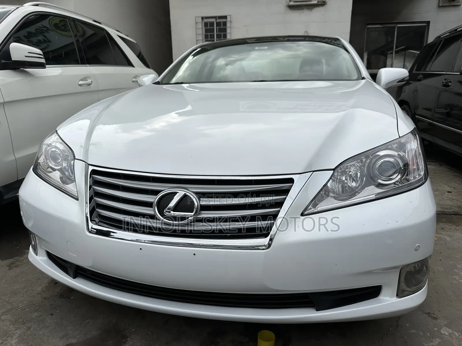 Lexus ES 350 2011 White