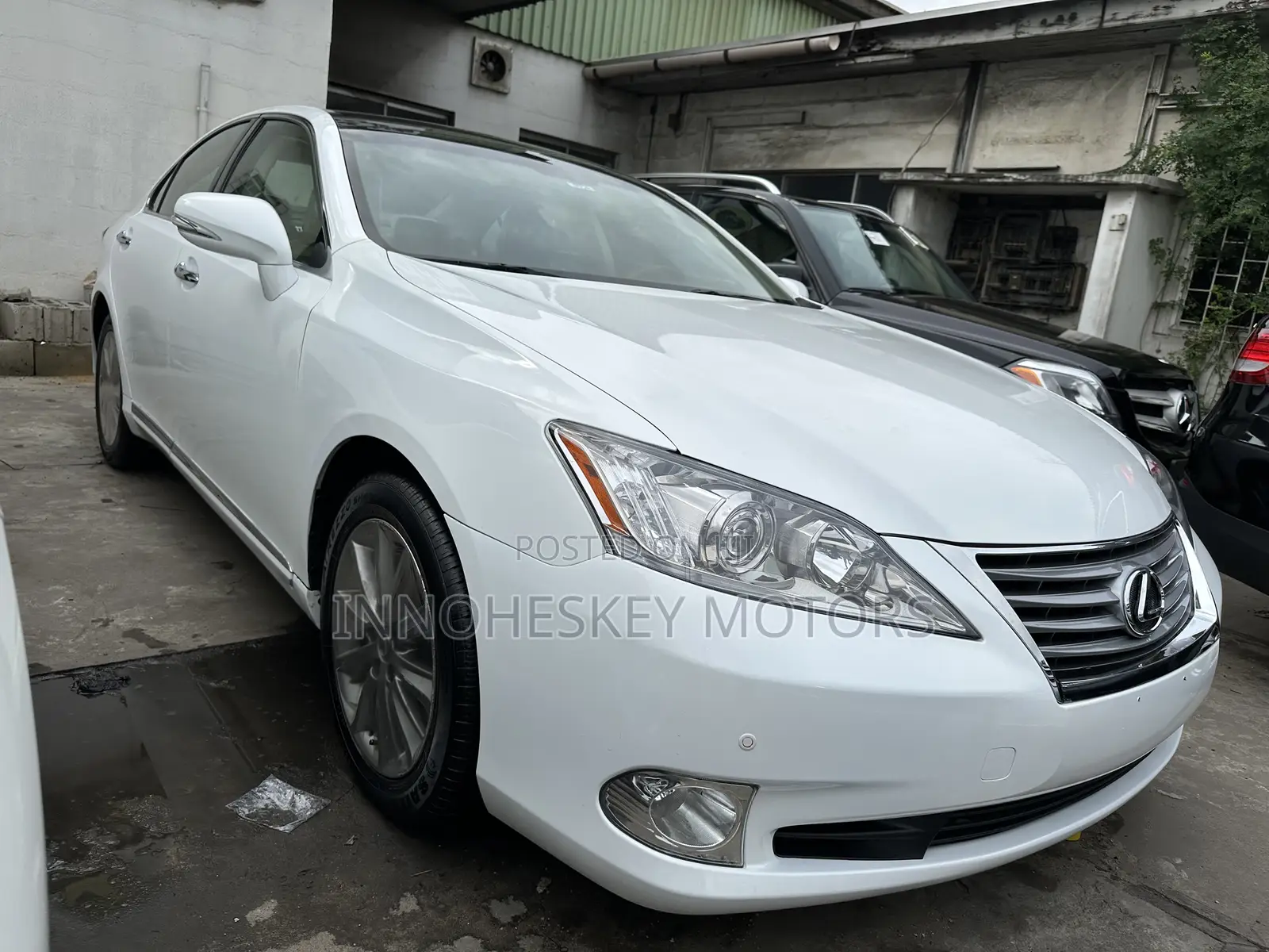Lexus ES 350 2011 White
