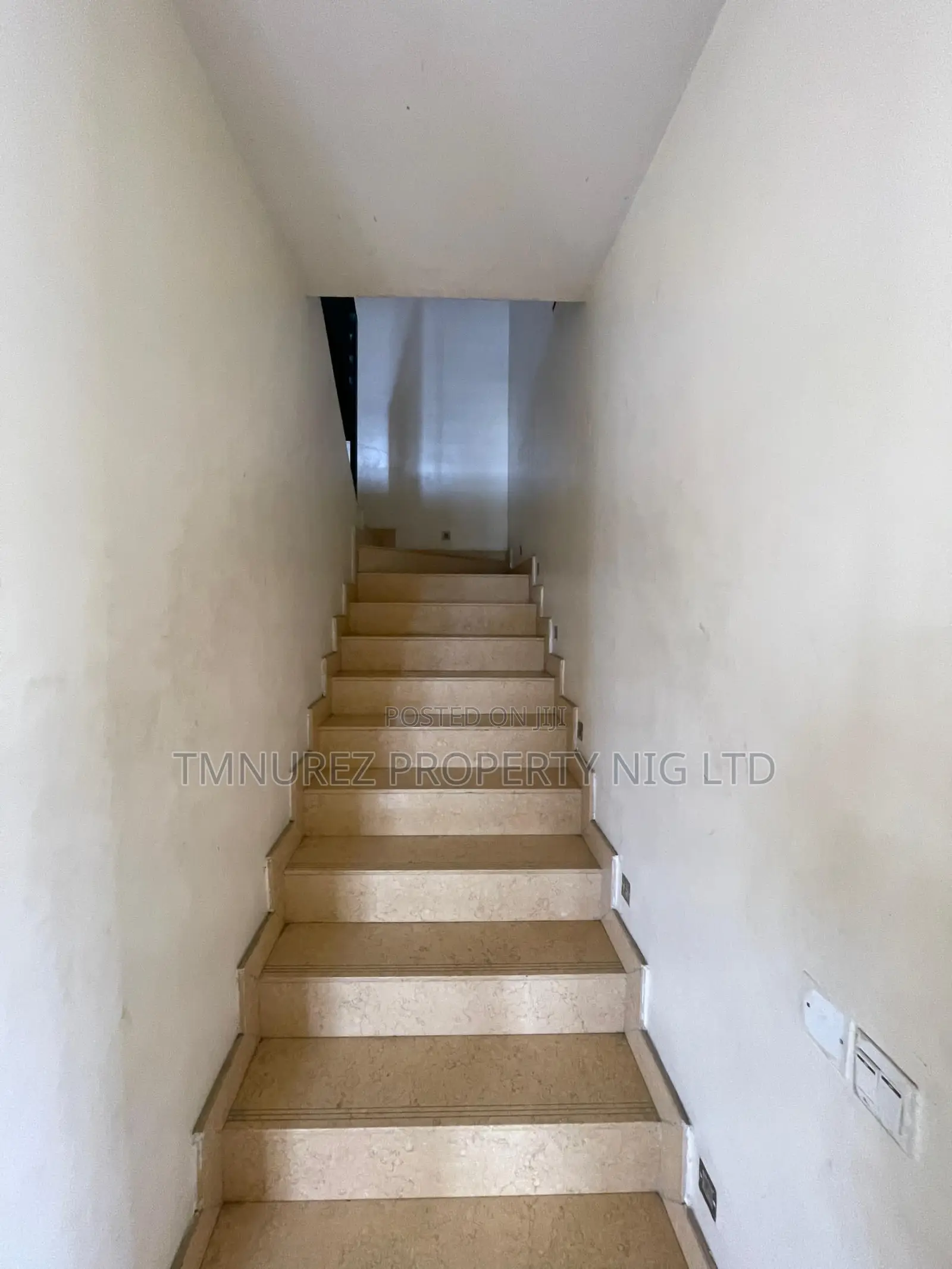 4bdrm Duplex in Ologolo for rent