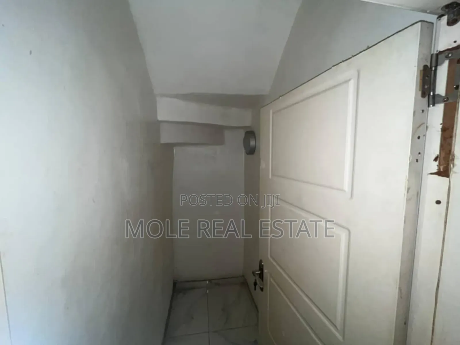 Furnished 2bdrm Block of Flats in Ayobo for sale