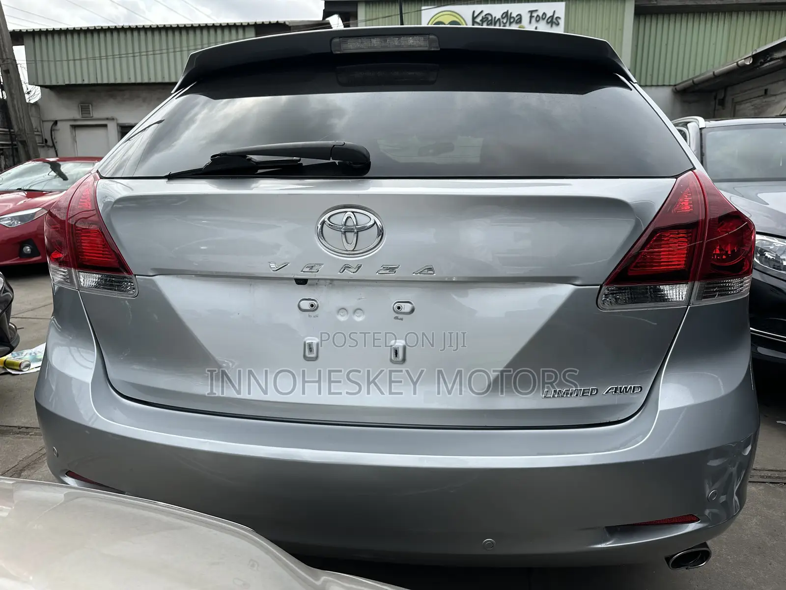 Toyota Venza 2016 Silver