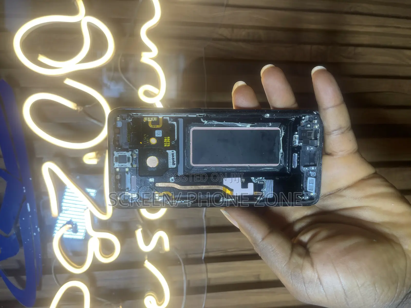 Original Follow Come Samsung S9 Screen With Minor Scratch