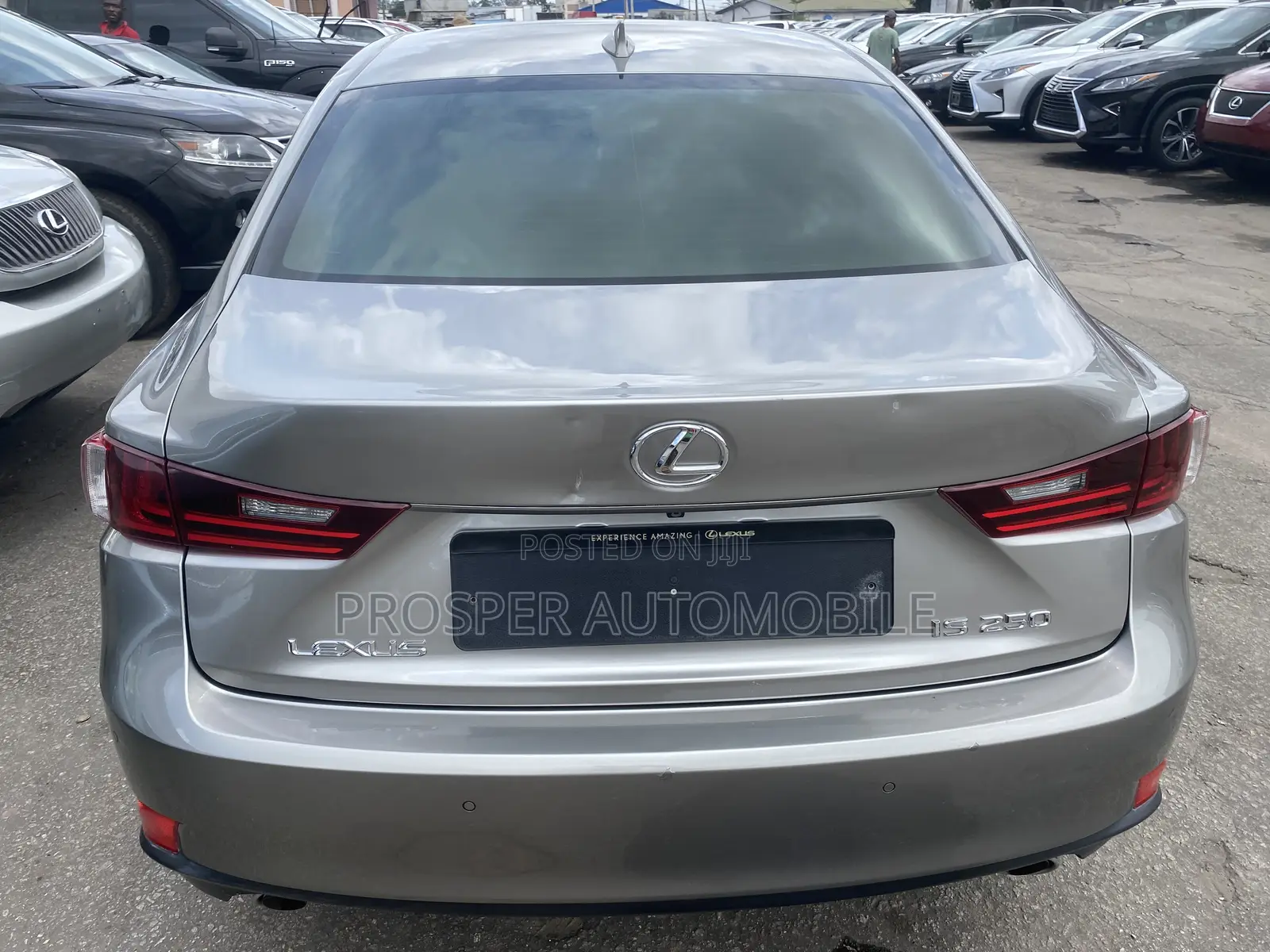 Lexus IS 250 2014 Gold