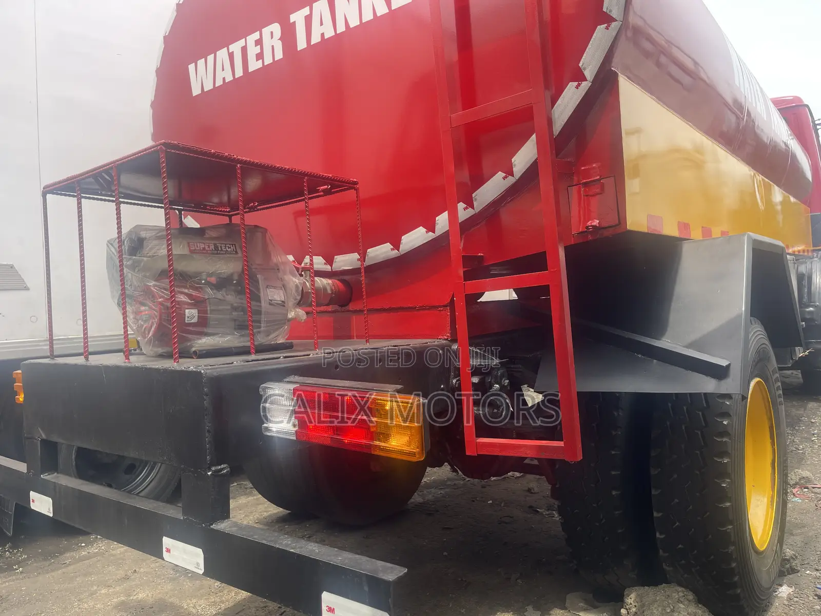 Foreign Used Mercedes Water Tanker.