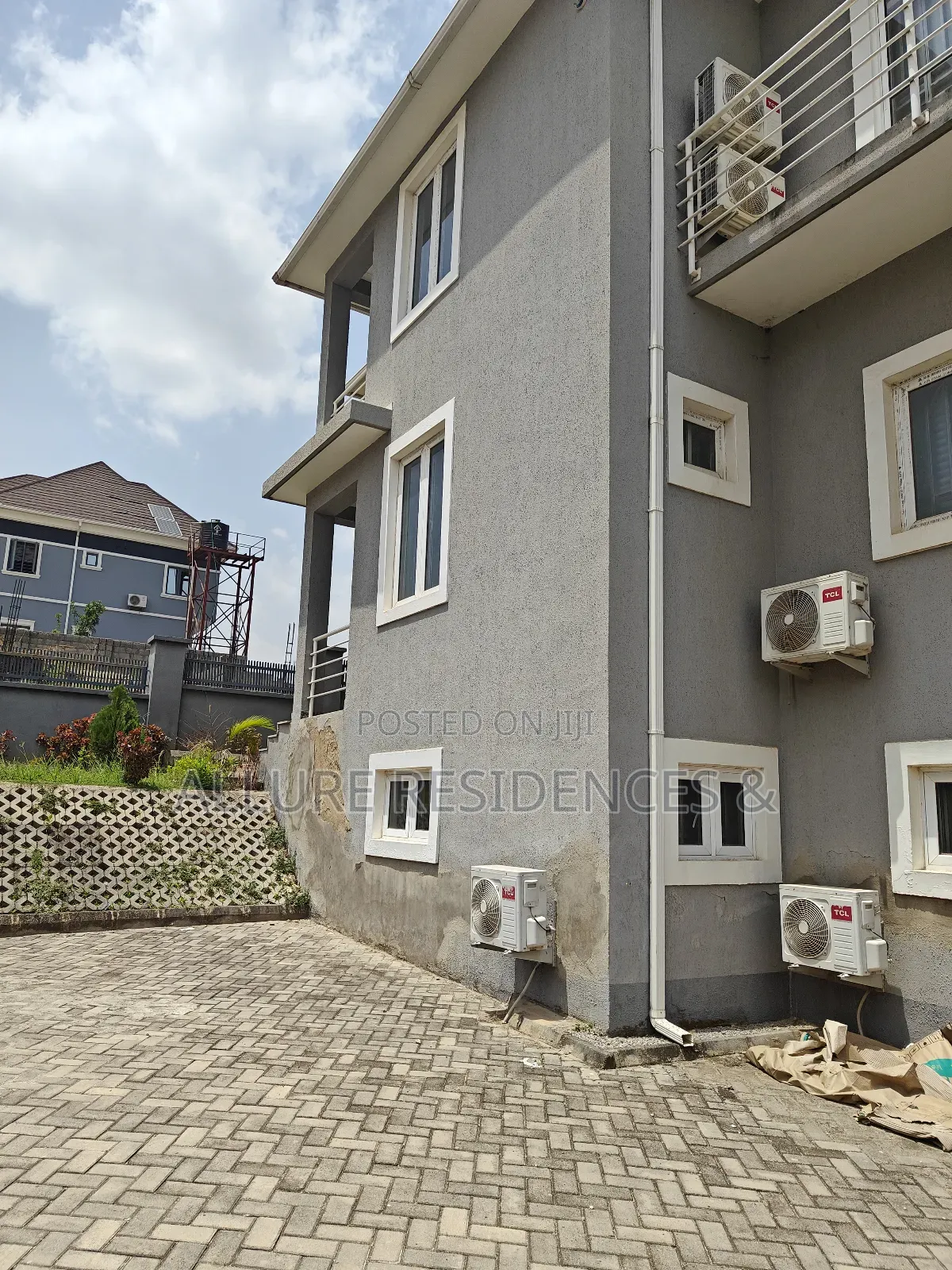 Furnished 4bdrm Duplex in Redwood 2 Estate, Idu Industrial for sale