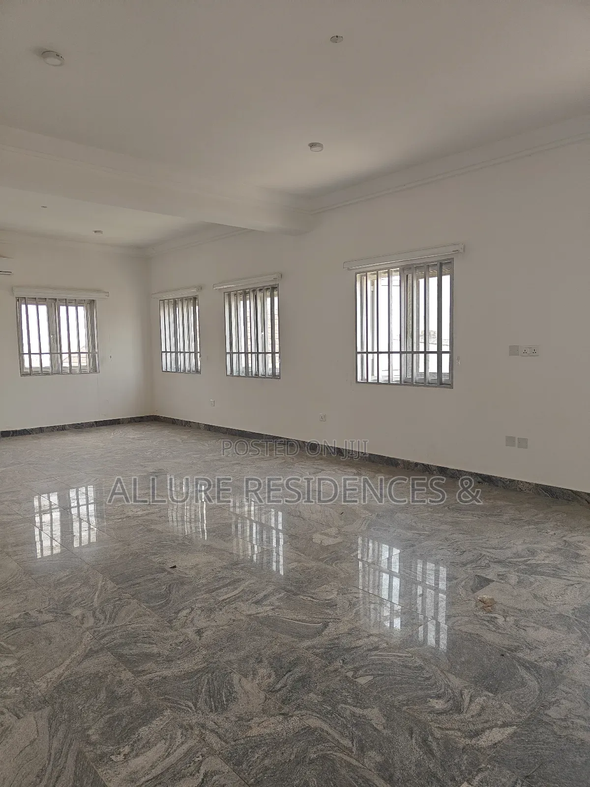 Furnished 4bdrm Duplex in Redwood 2 Estate, Idu Industrial for sale