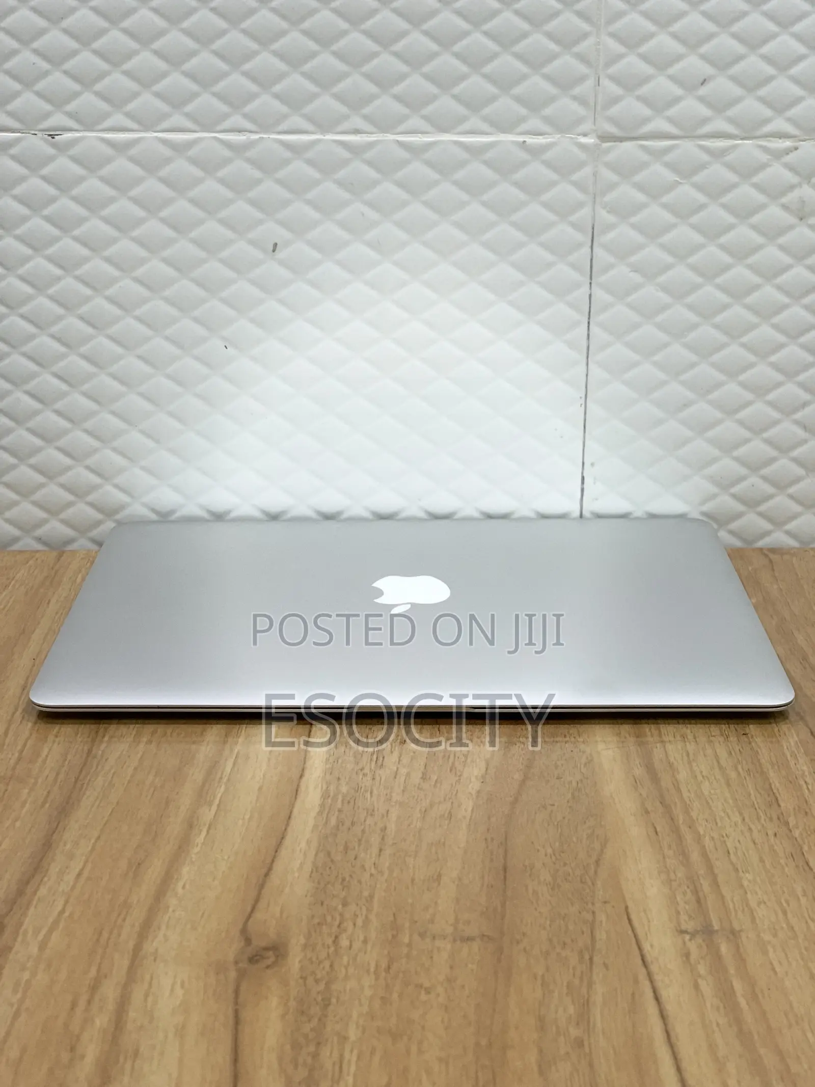 Laptop Apple MacBook Pro 2015 8GB Intel Core I5 SSD 128GB