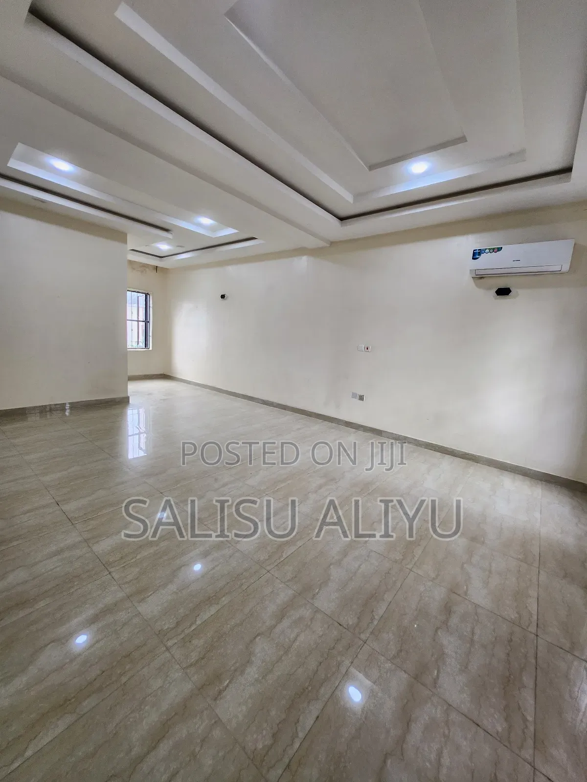 5bdrm Duplex in Jahi Gilmore for sale