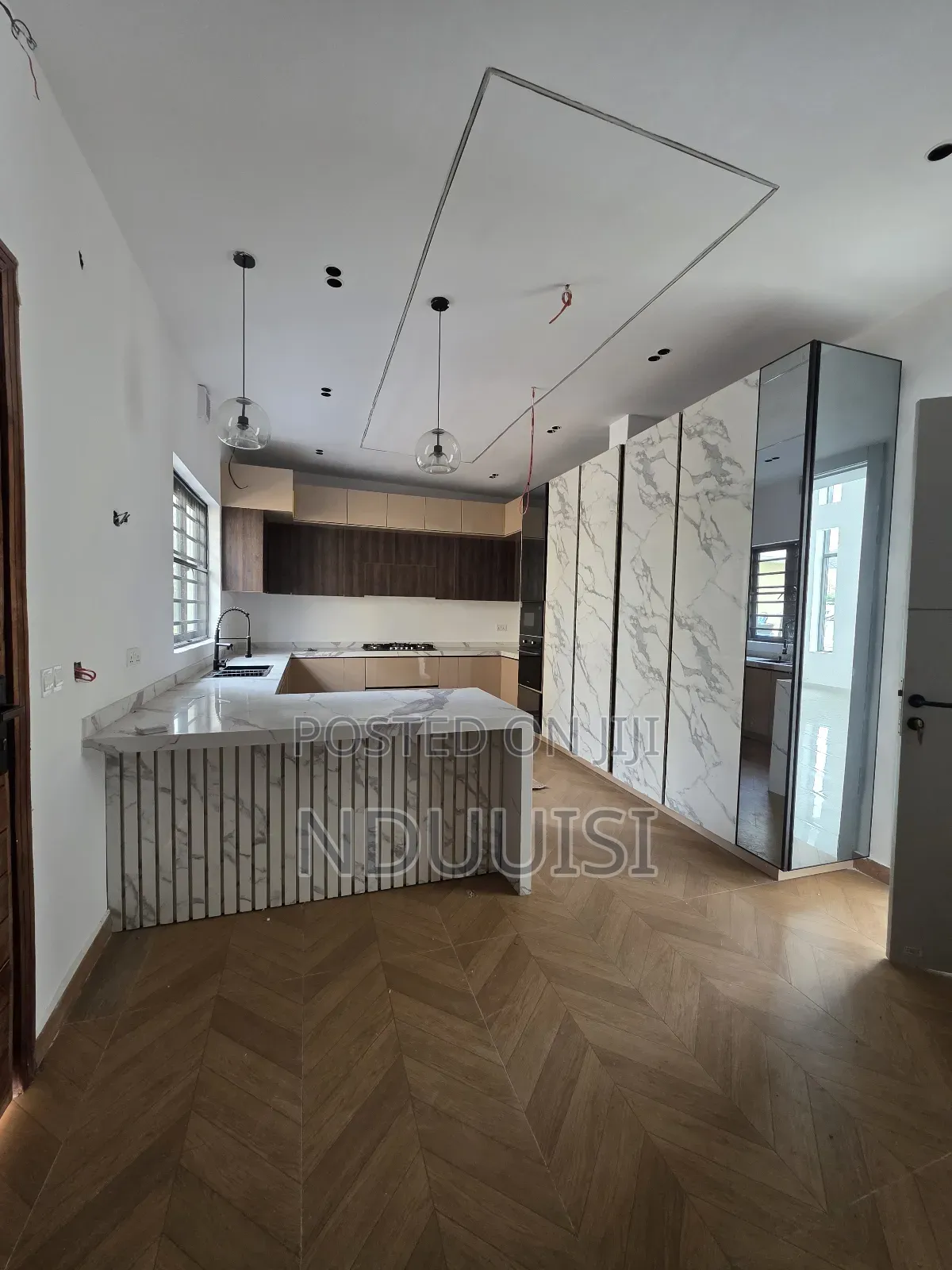 4bdrm Duplex in Northernforesure, Chevron for sale