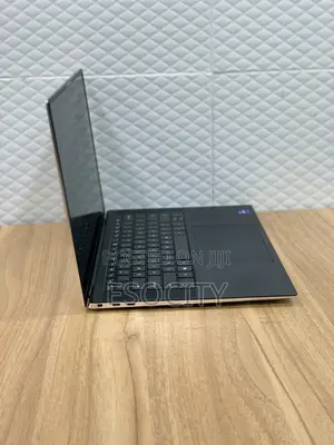 Laptop Dell XPS 15 9510 16GB Intel Core i7 SSD 1T