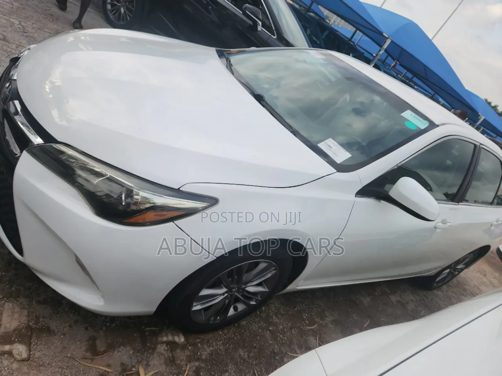 Toyota Camry SE 4dr Sedan (2.5L 4cyl 6A) 2016 White