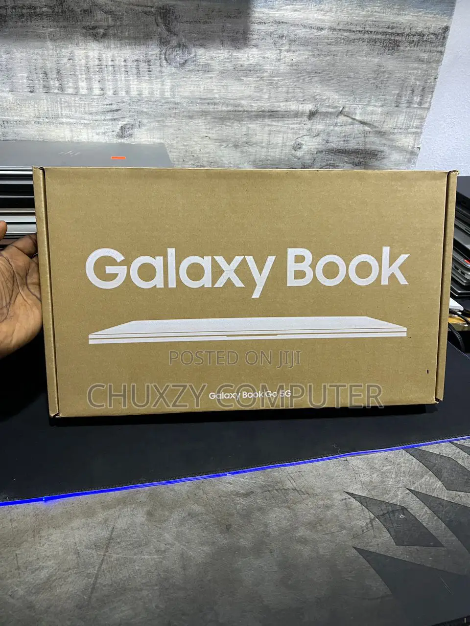 New Laptop Samsung NP540U3C 8GB Qualcomm Snapdragon X Plus SSD 256GB