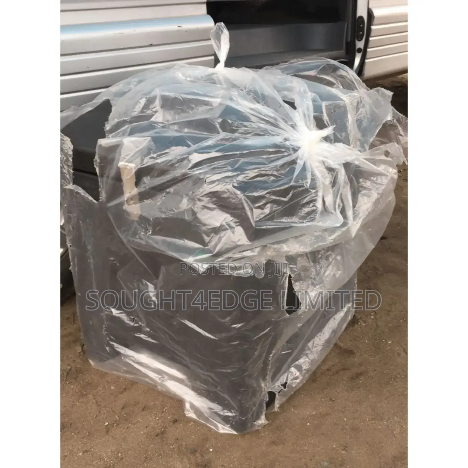 Courier Boxes