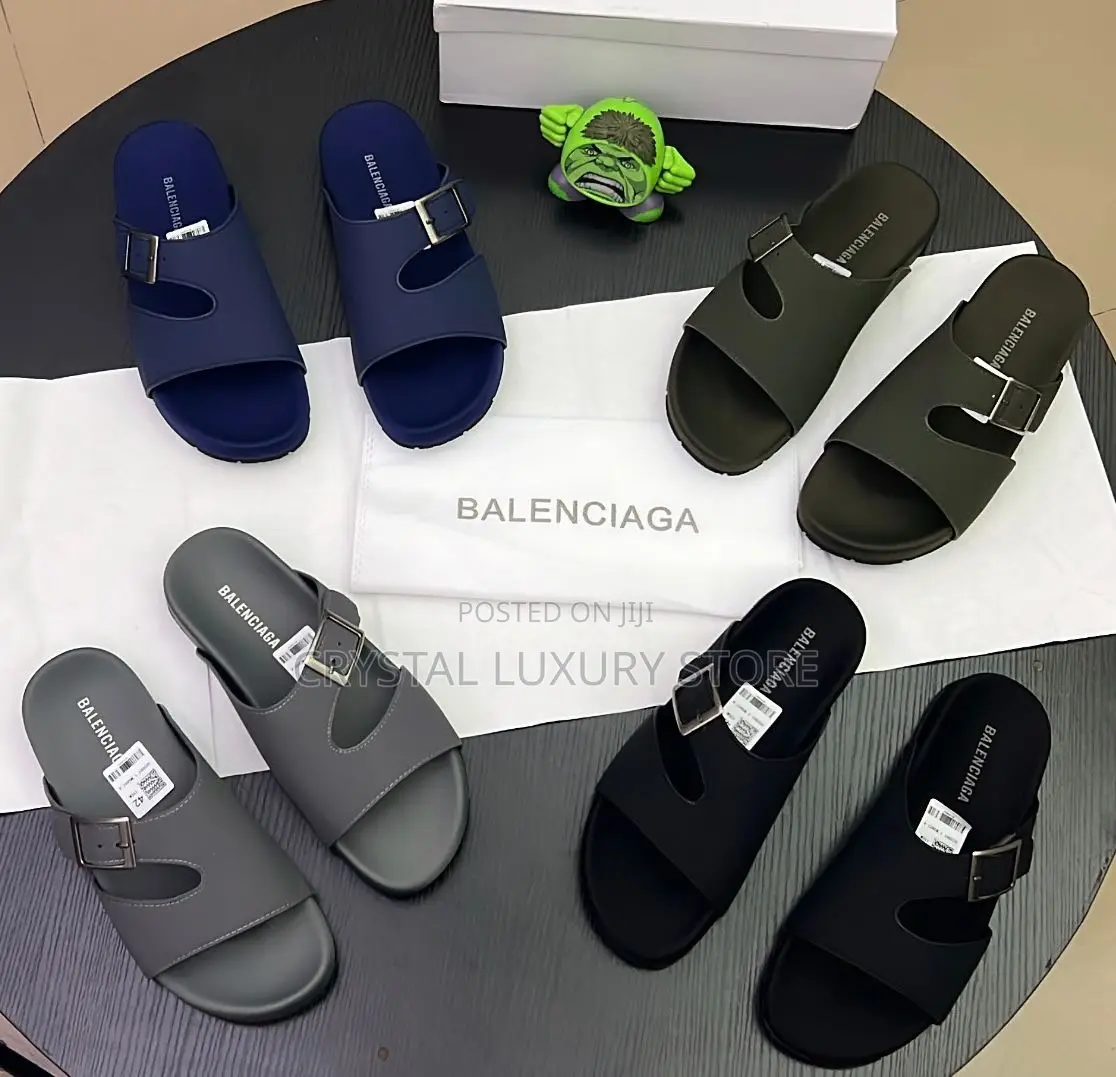 Balenciaga Quality Luxury Men Slip-On