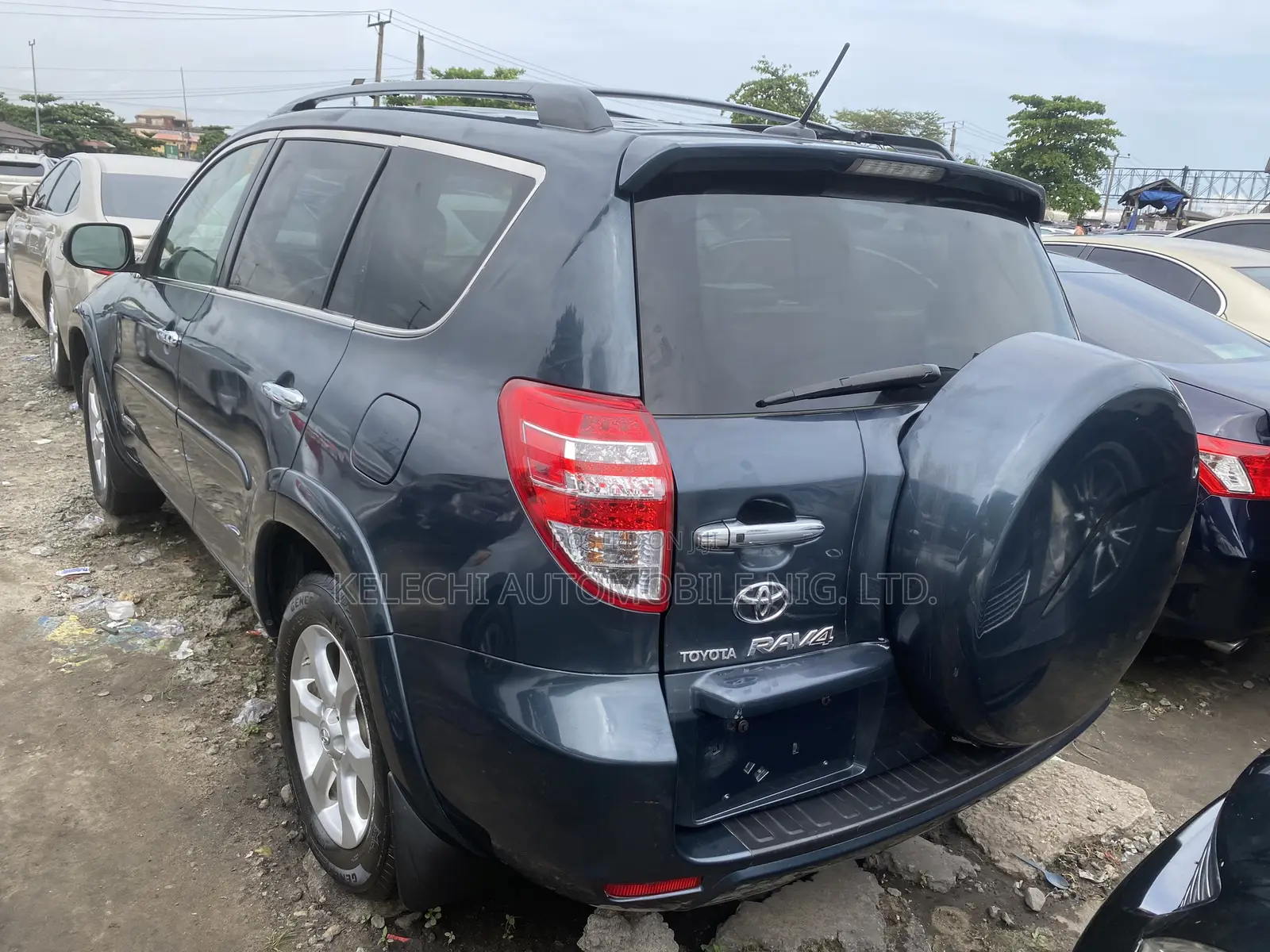 Toyota RAV4 3.5 4x4 2010 Gray