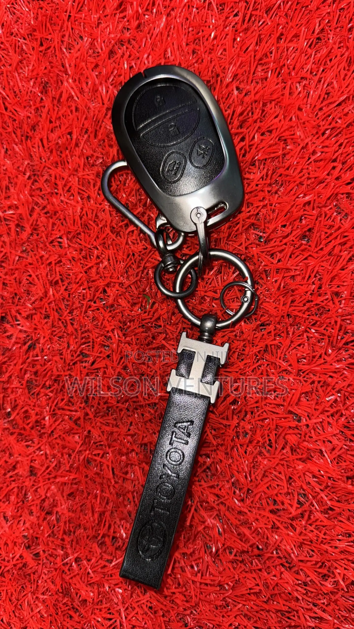 Toyota Sienna New Modern Key Pouch