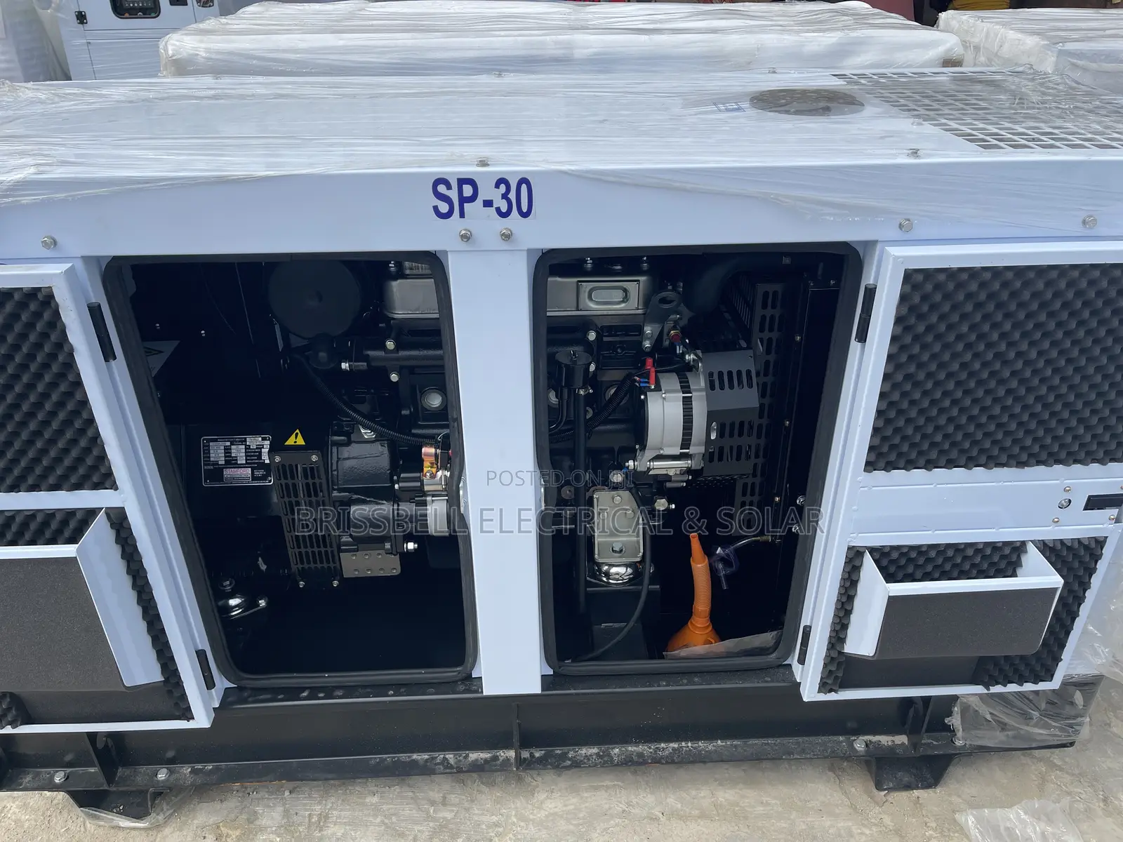 Original England Perkins Soundproof Diesel Generator 30kva