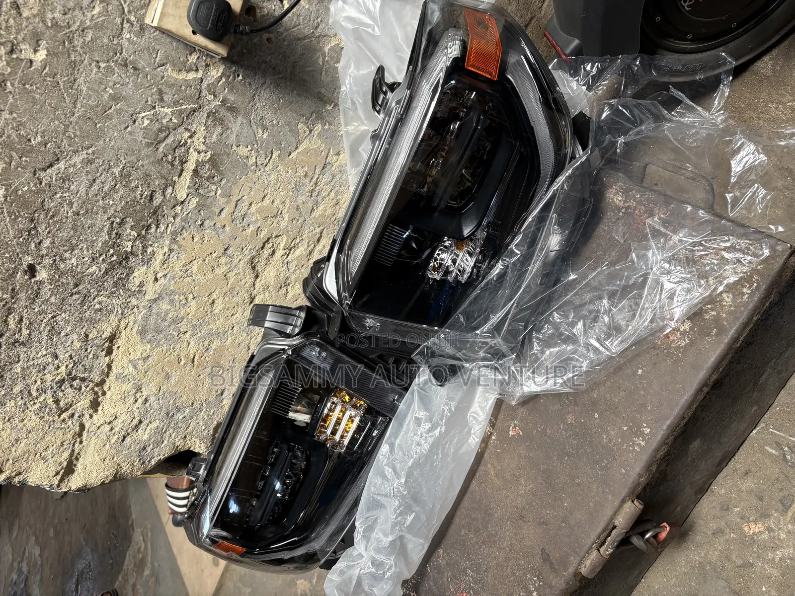 Toyota Tundra 2020 Headlamp / Headlaight / Full Light