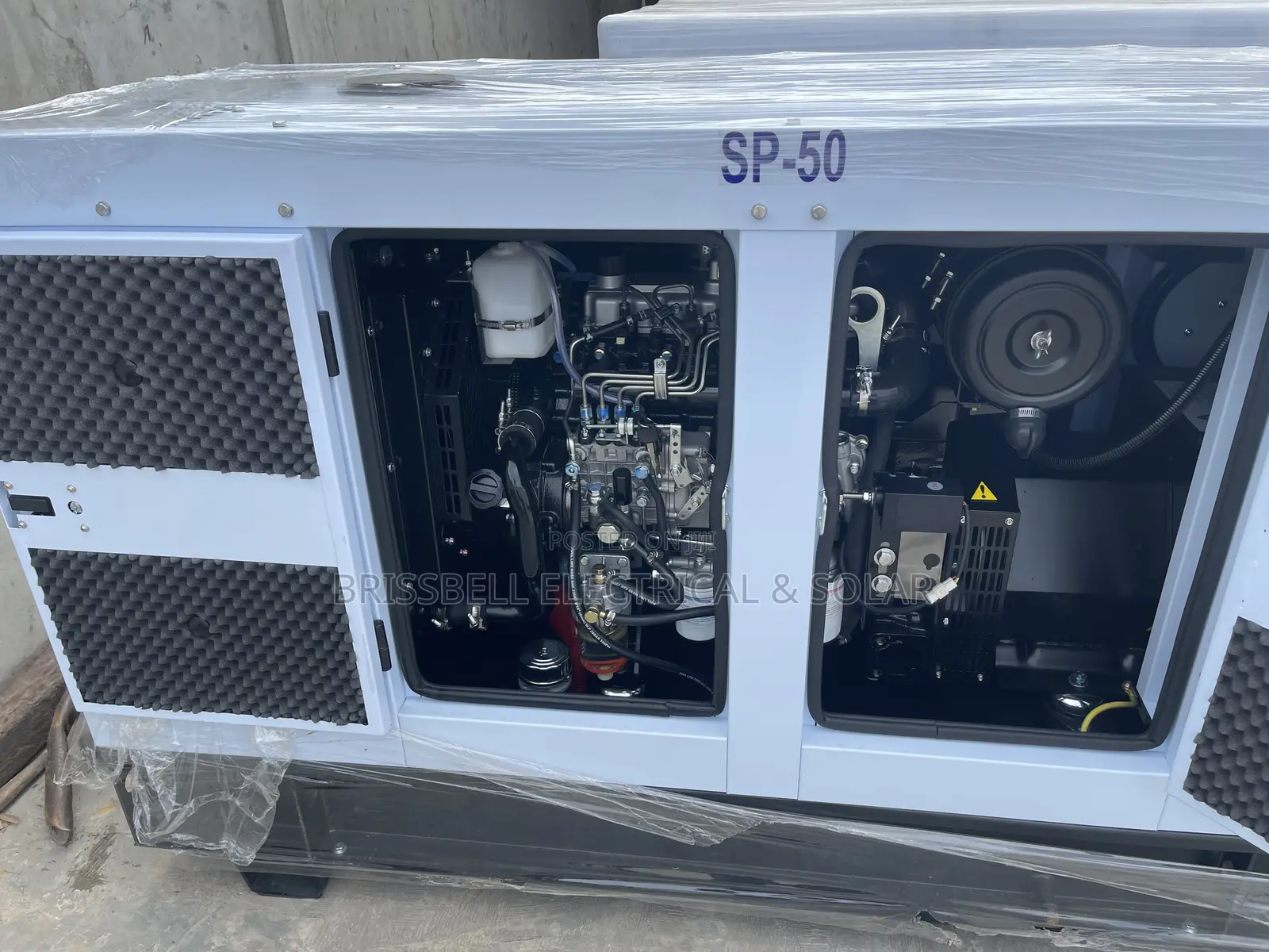 Original England Perkins Soundproof Diesel Generator 50kva
