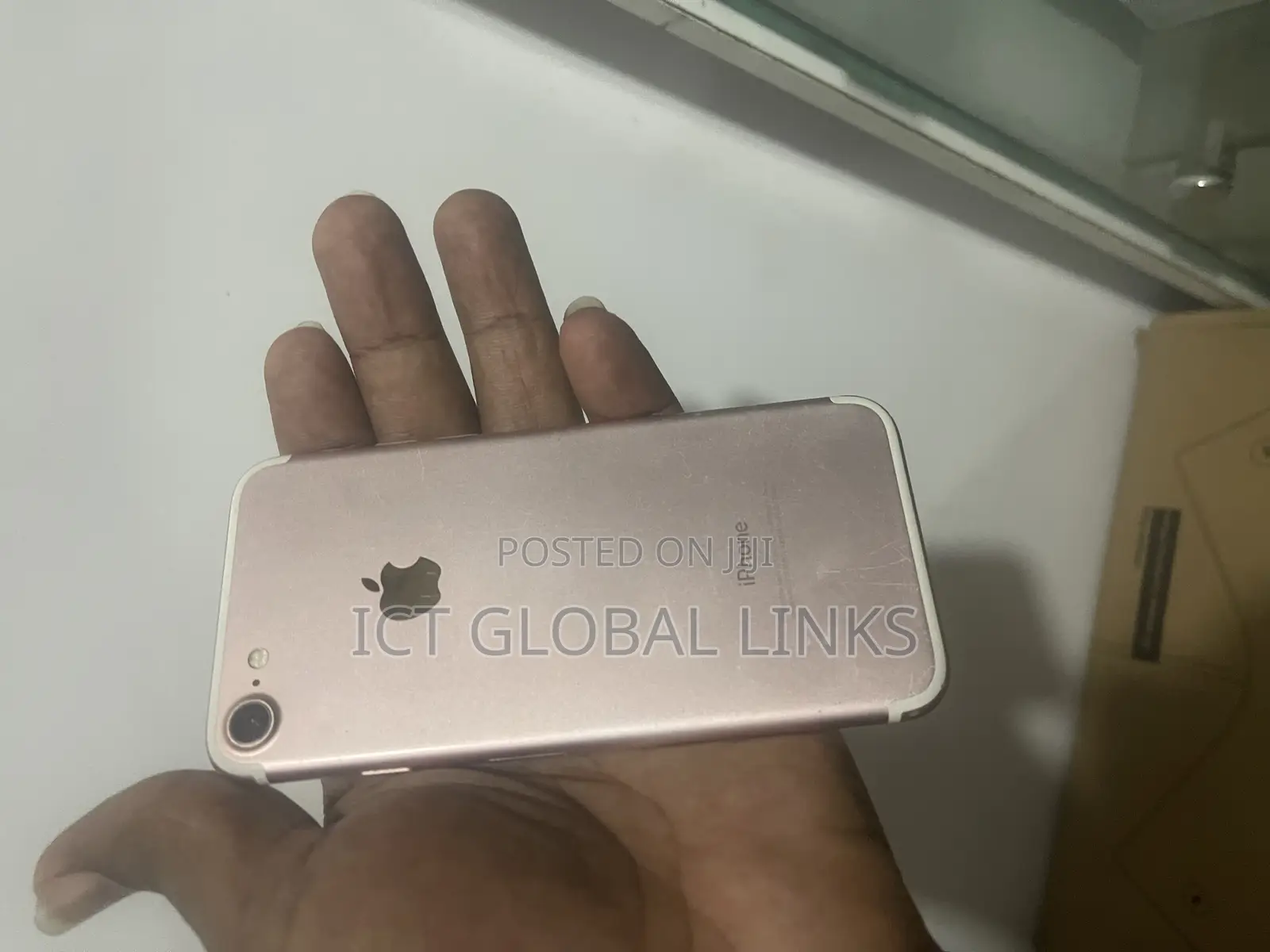 Apple iPhone 7 32 GB Gold