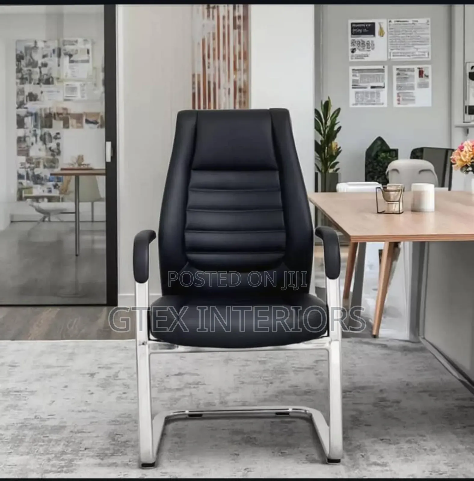 Executive Office Visitors Chair With Arms